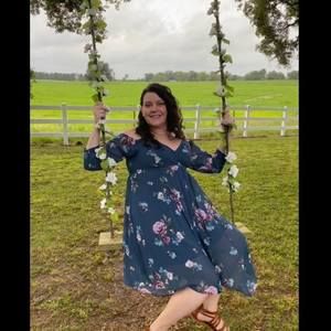 Meet your Posher, Stephanie